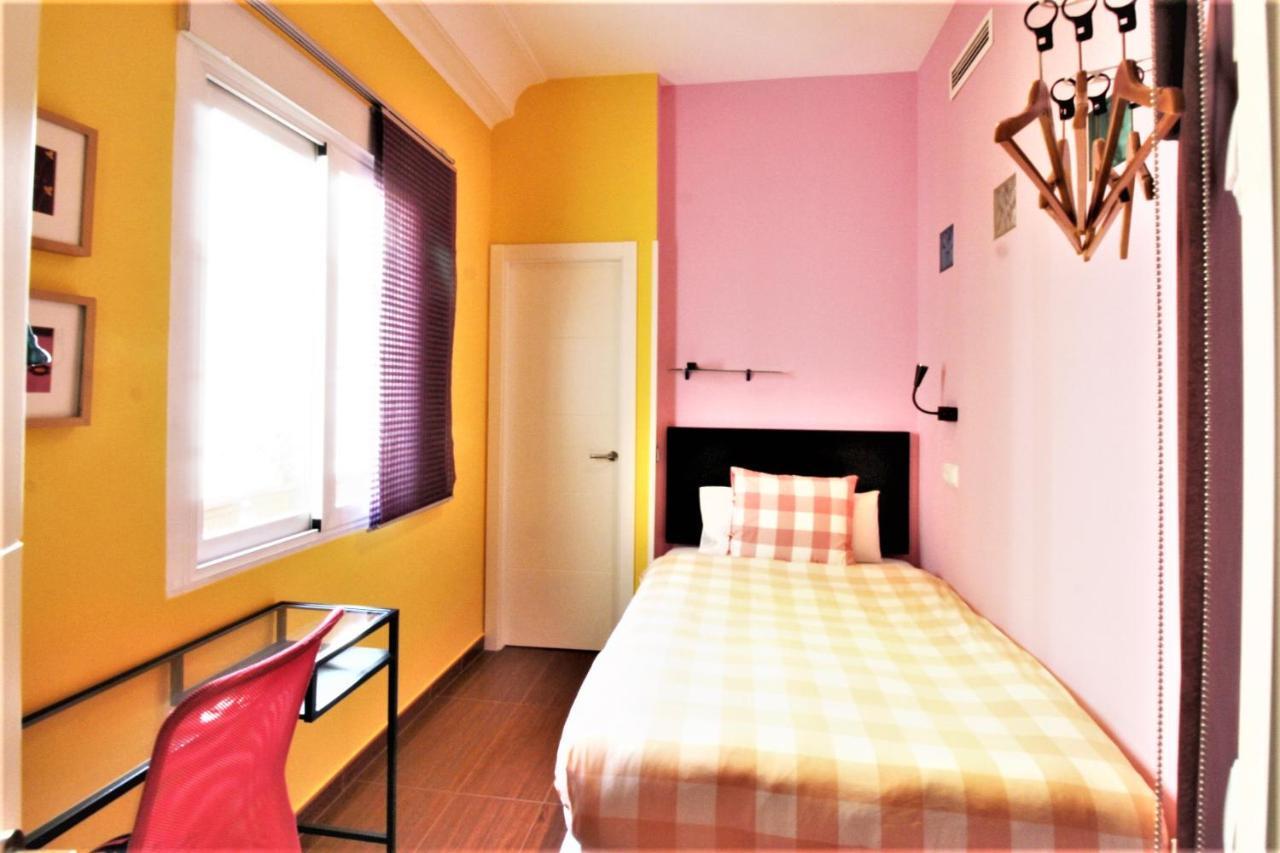 Hostal Arco Iris Madrid Exterior photo
