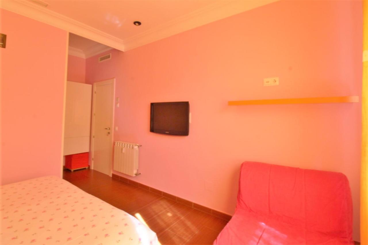 Hostal Arco Iris Madrid Exterior photo