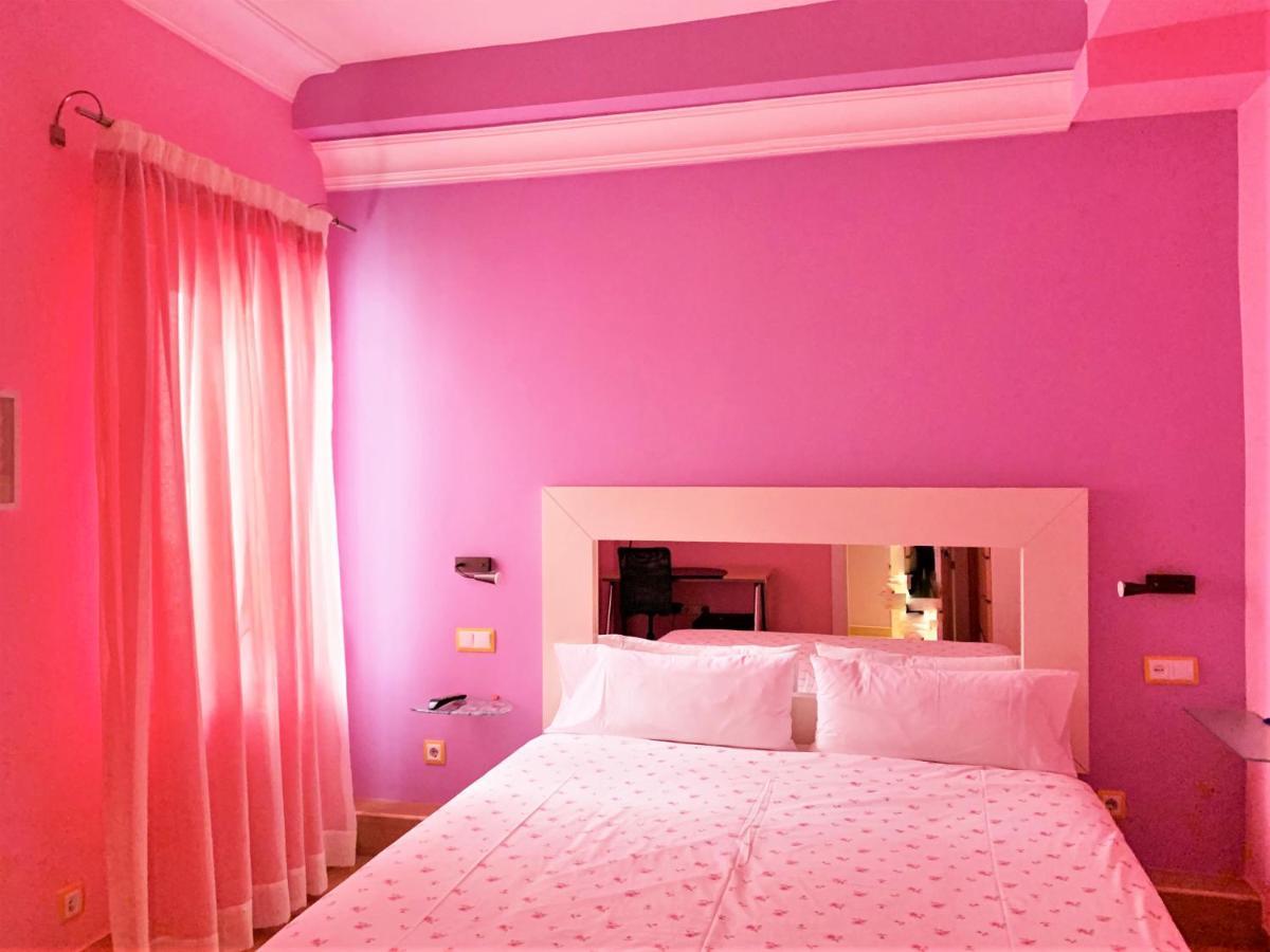 Hostal Arco Iris Madrid Exterior photo