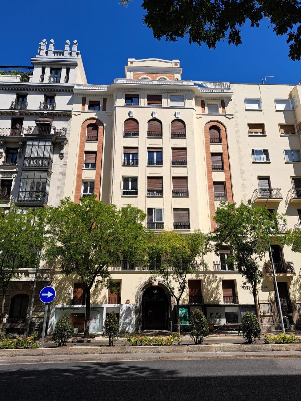 Hostal Arco Iris Madrid Exterior photo